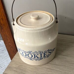 Cream Ceramic Cookie Jar with Blue Floral 'COOKIE' Print and Metal Handle